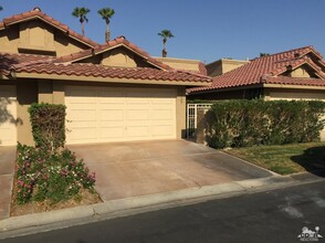 41120 Woodhaven Dr E in Palm Desert, CA - Building Photo - Building Photo