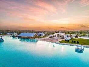 17212 Auburn Arch Lp in Wimauma, FL - Building Photo - Building Photo