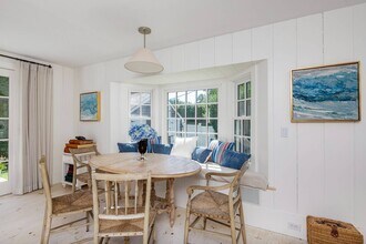 156 Georgica Rd in East Hampton, NY - Building Photo - Building Photo