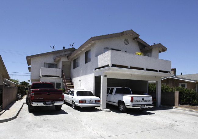 839 S Claudina St in Anaheim, CA - Foto de edificio - Building Photo