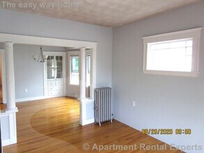 17 Hinsdale St in Medford, MA - Building Photo - Building Photo