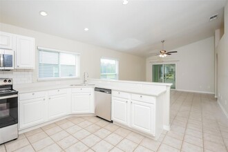 3036 Crystal Creek Blvd, Unit FL3-ID965 in Orlando, FL - Building Photo - Building Photo