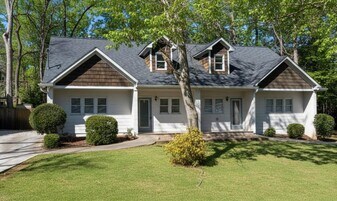 342 Mathews Ave NE in Atlanta, GA - Building Photo