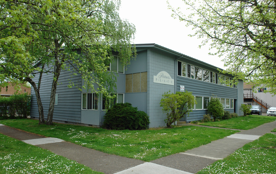 Partner's Palace in Corvallis, OR - Building Photo