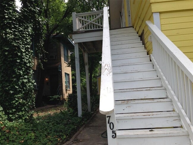property at 705 W 11th St
