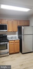 8220 Catbird Cir in Lorton, VA - Building Photo - Building Photo