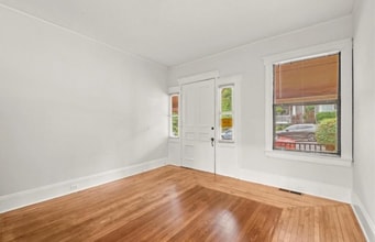 740 Oakland Ave SE in Atlanta, GA - Building Photo - Building Photo