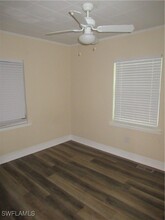 2072 Maple Ave in Ft. Myers, FL - Building Photo - Building Photo