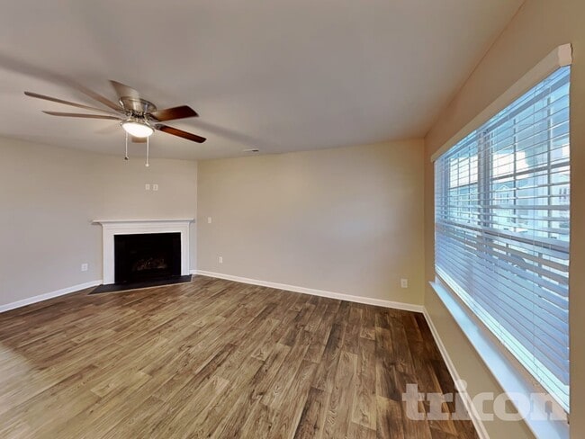 2688 Mcintosh St in Dallas, NC - Foto de edificio - Building Photo