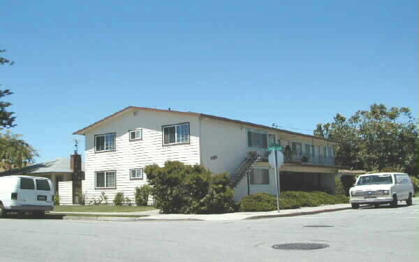 811 Beech St in Redwood City, CA - Building Photo - Building Photo