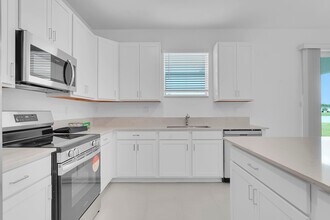 3551 Angler Dr in Fort Pierce, FL - Building Photo - Building Photo