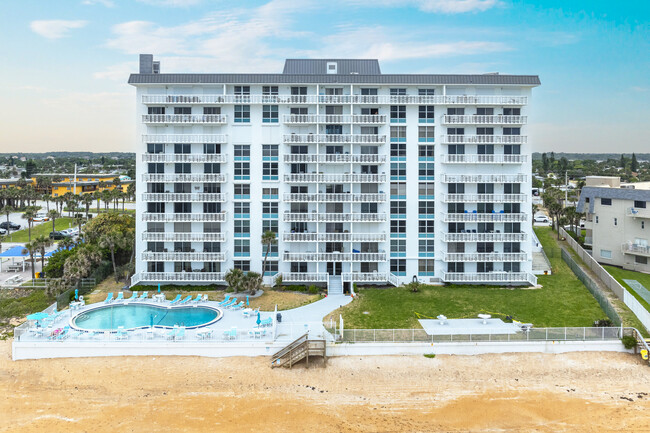 Aquarius in Ormond Beach, FL - Building Photo - Building Photo