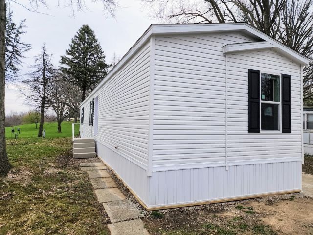 108 Harold Dr in Ashland, OH - Building Photo