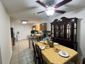 28723 Sedgefield St in Spring, TX - Foto de edificio - Building Photo