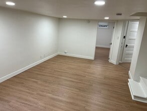 841 Red Apple Rd in Wenatchee, WA - Building Photo - Building Photo