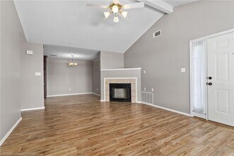 5800 Park Valley Cir in Fort Smith, AR - Foto de edificio - Building Photo