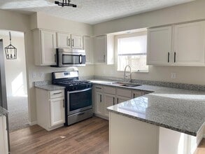 6089 Pirthshire St in Dublin, OH - Building Photo - Building Photo