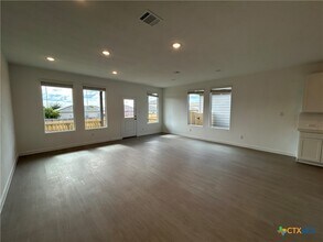 728 Horsetail Ln in New Braunfels, TX - Building Photo - Building Photo