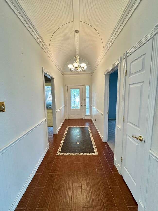 1 Southridge Dr in San Angelo, TX - Building Photo - Building Photo