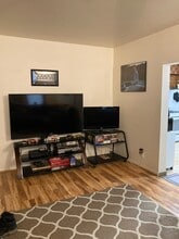 208 Farnham Ave, Unit 2F in Lodi, NJ - Building Photo - Building Photo