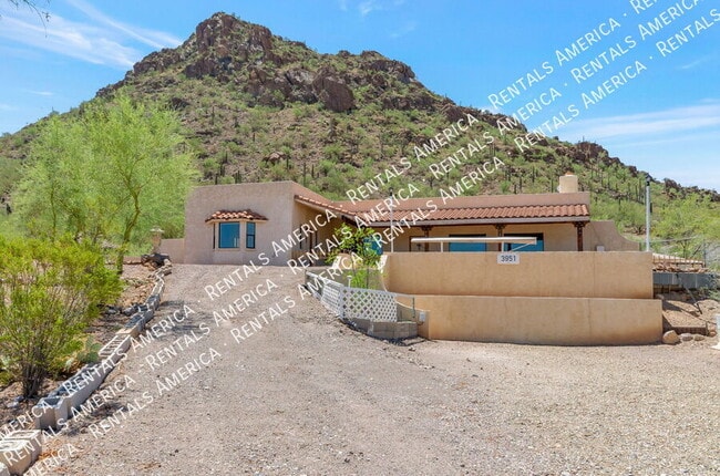 property at 3951 W Irvington Rd