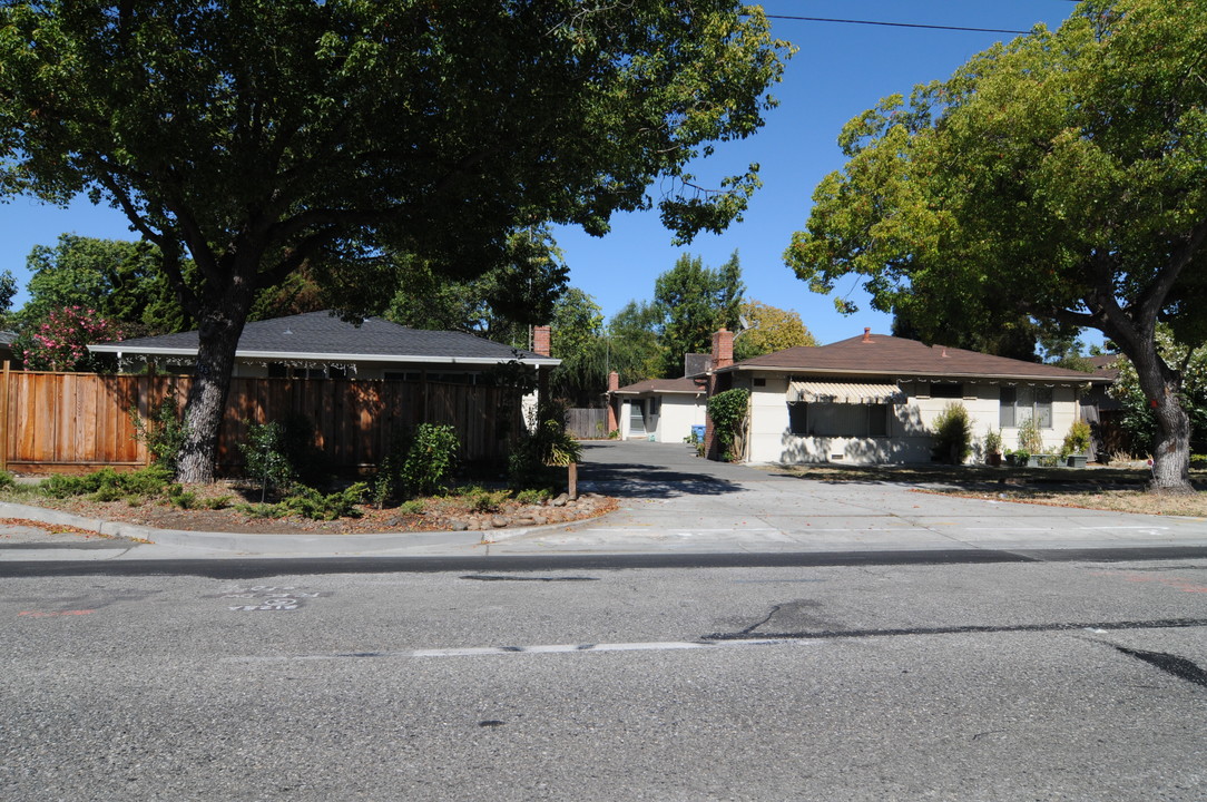 3157-3159 Alma St in Palo Alto, CA - Building Photo