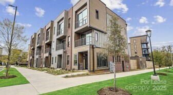 1028 Stitch Bnd Wy in Charlotte, NC - Building Photo