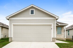 14711 Brandy Brk in San Antonio, TX - Building Photo