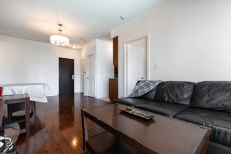 60 Absolute Ave in Mississauga, ON - Building Photo - Building Photo