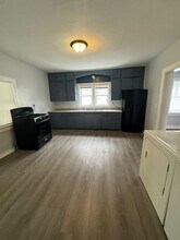 334 N Walnut St in South Bend, IN - Foto de edificio - Building Photo