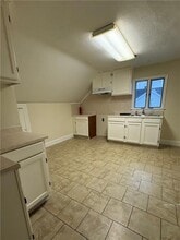 595 Pontiac Ave in Cranston, RI - Building Photo - Building Photo