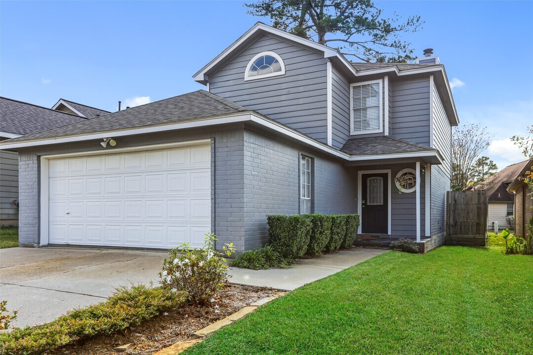 14861 Altair Ct in Willis, TX - Building Photo