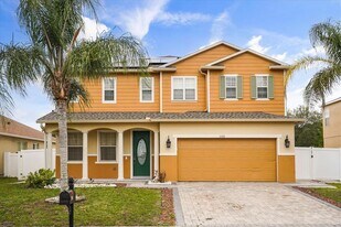 3332 Whistling Trail in St. Cloud, FL - Building Photo