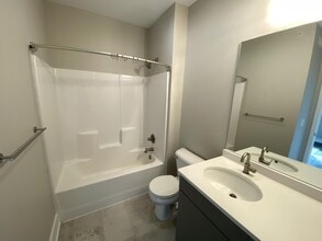 140 Jennings Ave-Unit -304 in Knoxville, TN - Building Photo - Building Photo