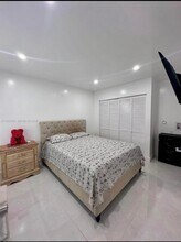 1023 NW 3rd Ave in Homestead, FL - Building Photo - Building Photo