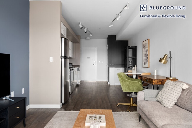 5555 14th Ave NW in Seattle, WA - Building Photo - Building Photo