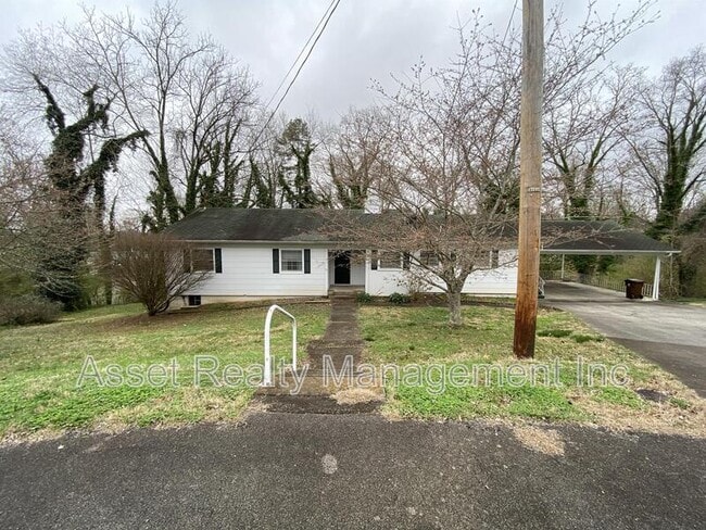109 Norris Ln in Oak Ridge, TN - Building Photo - Building Photo