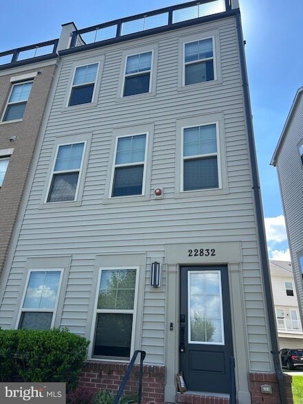 property at 22832 Cabin Branch Ave