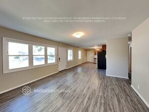 416 Cedar Cir in Streamwood, IL - Building Photo - Building Photo