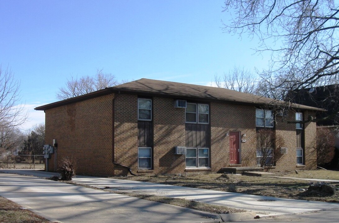 212 College Park Dr in Normal, IL - Building Photo