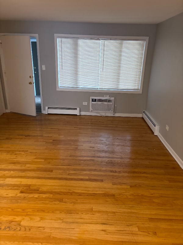 10720 S Ridgeland Ave, Unit 3 in Worth, IL - Building Photo - Building Photo