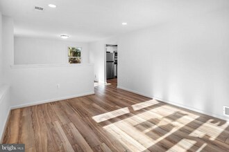 1314 Hallock Dr in Odenton, MD - Building Photo - Building Photo