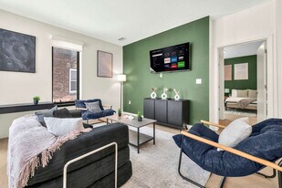 2189 Cornell Rd in Cleveland, OH - Building Photo