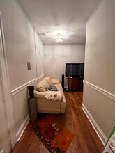 18 Greylock Rd, Unit 3 in Boston, MA - Foto de edificio - Building Photo