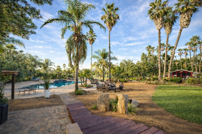 28320 Serenity Path in Valley Center, CA - Building Photo - Building Photo