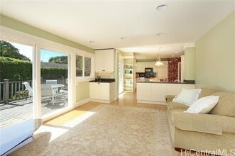85 Dowsett Ave in Honolulu, HI - Building Photo - Building Photo