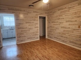 1140 SW 22nd St in Miami, FL - Building Photo