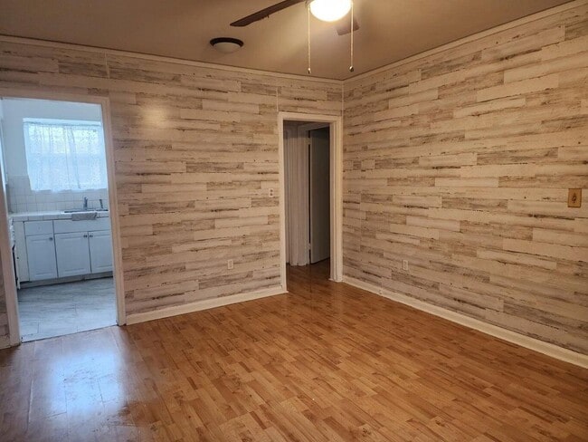property at 1140 SW 22nd St