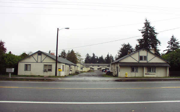 12652-12680 SE Powell Blvd in Portland, OR - Building Photo