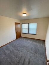 4611 W National Ave in Milwaukee, WI - Foto de edificio - Building Photo